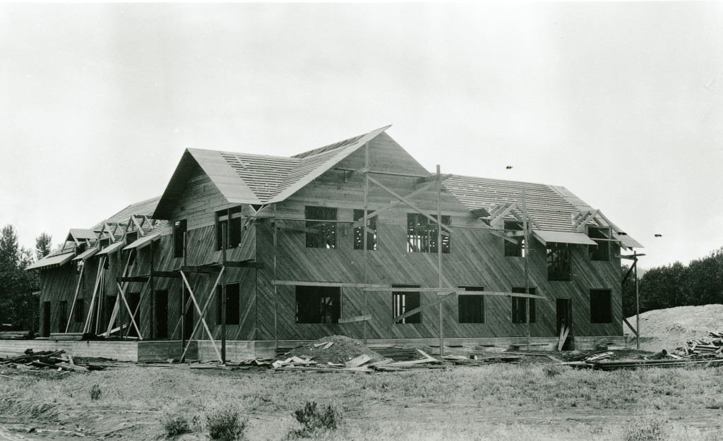 Construction of Riverside Hospital, 1920. Courtesy of Ed Standard