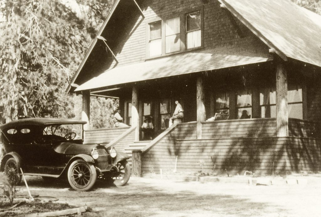 Gallatin House. Courtesy of Wyn Wachhorst